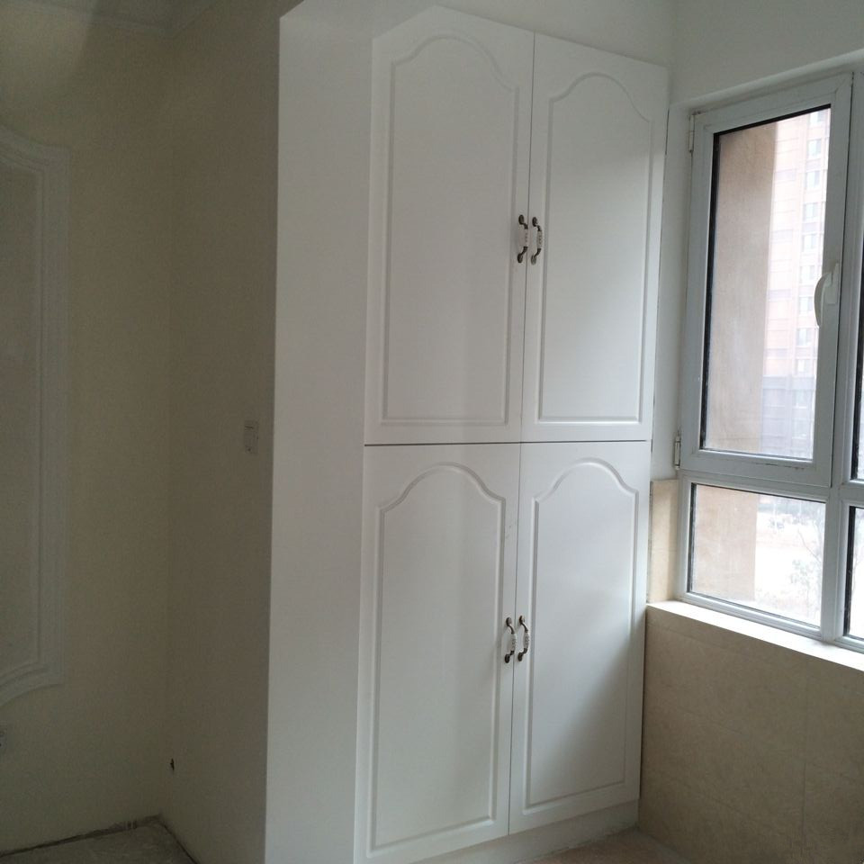 陽(yáng)臺(tái)柜