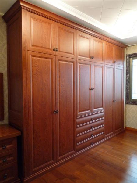 實木衣柜