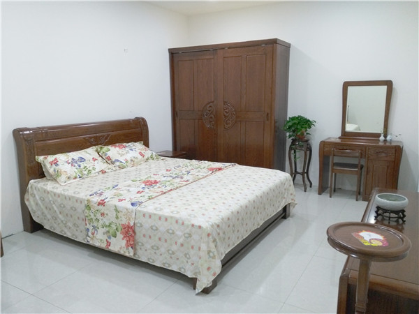 實(shí)木組合家具